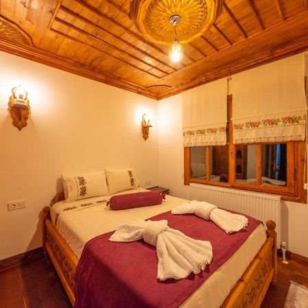 Gunes Konak Otel ซาฟรานโบลู ภายนอก รูปภาพ