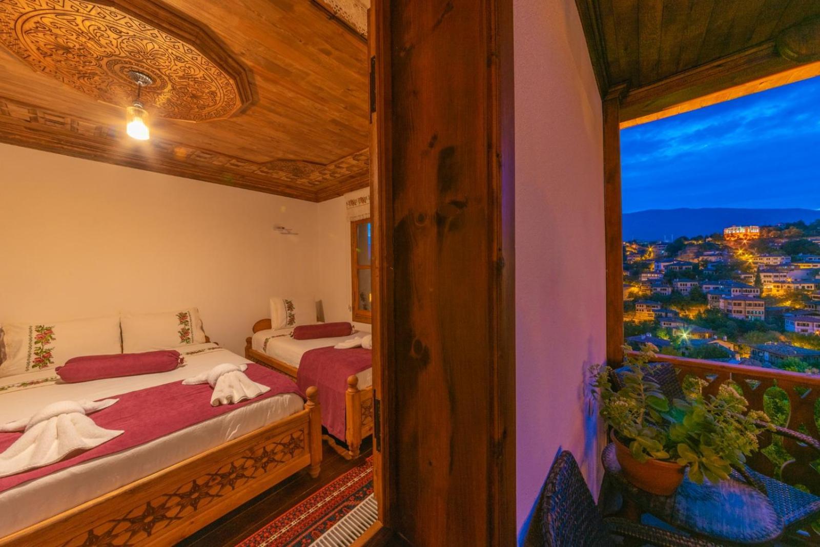 Gunes Konak Otel ซาฟรานโบลู ภายนอก รูปภาพ