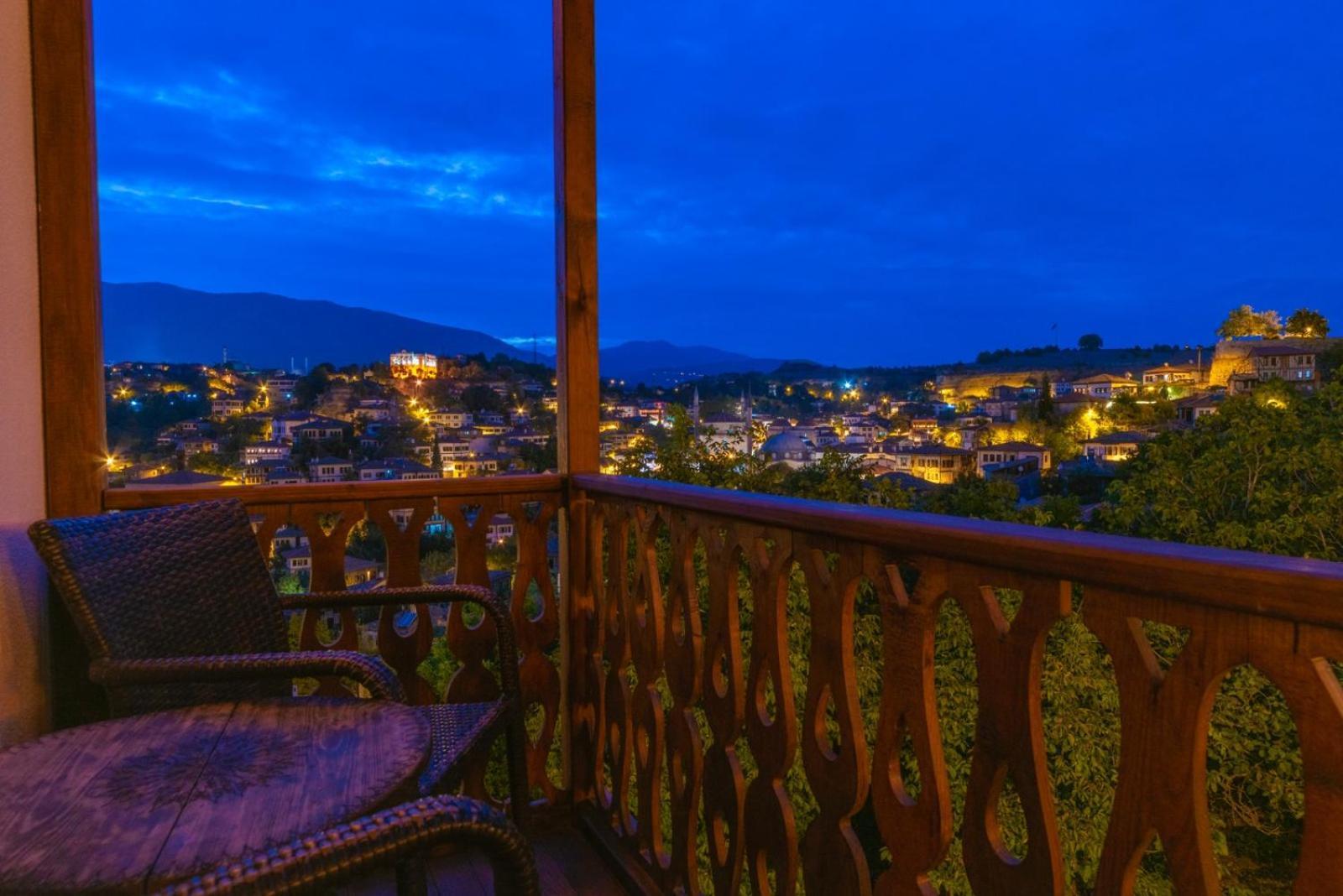Gunes Konak Otel ซาฟรานโบลู ภายนอก รูปภาพ