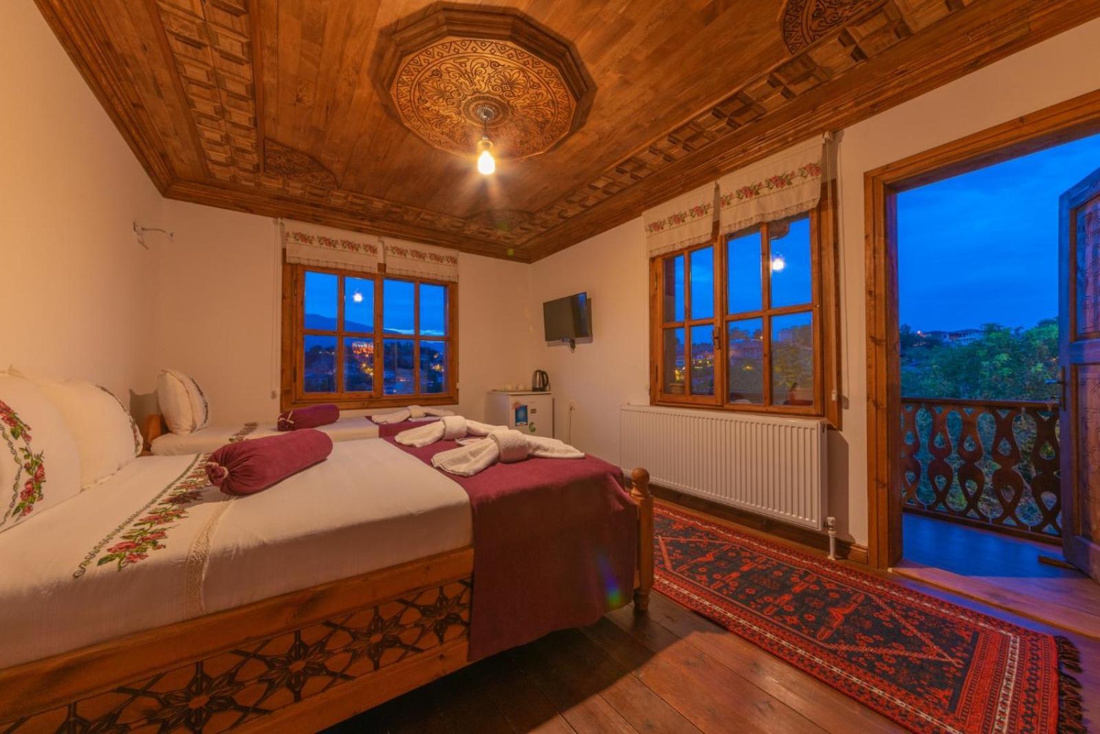 Gunes Konak Otel ซาฟรานโบลู ภายนอก รูปภาพ