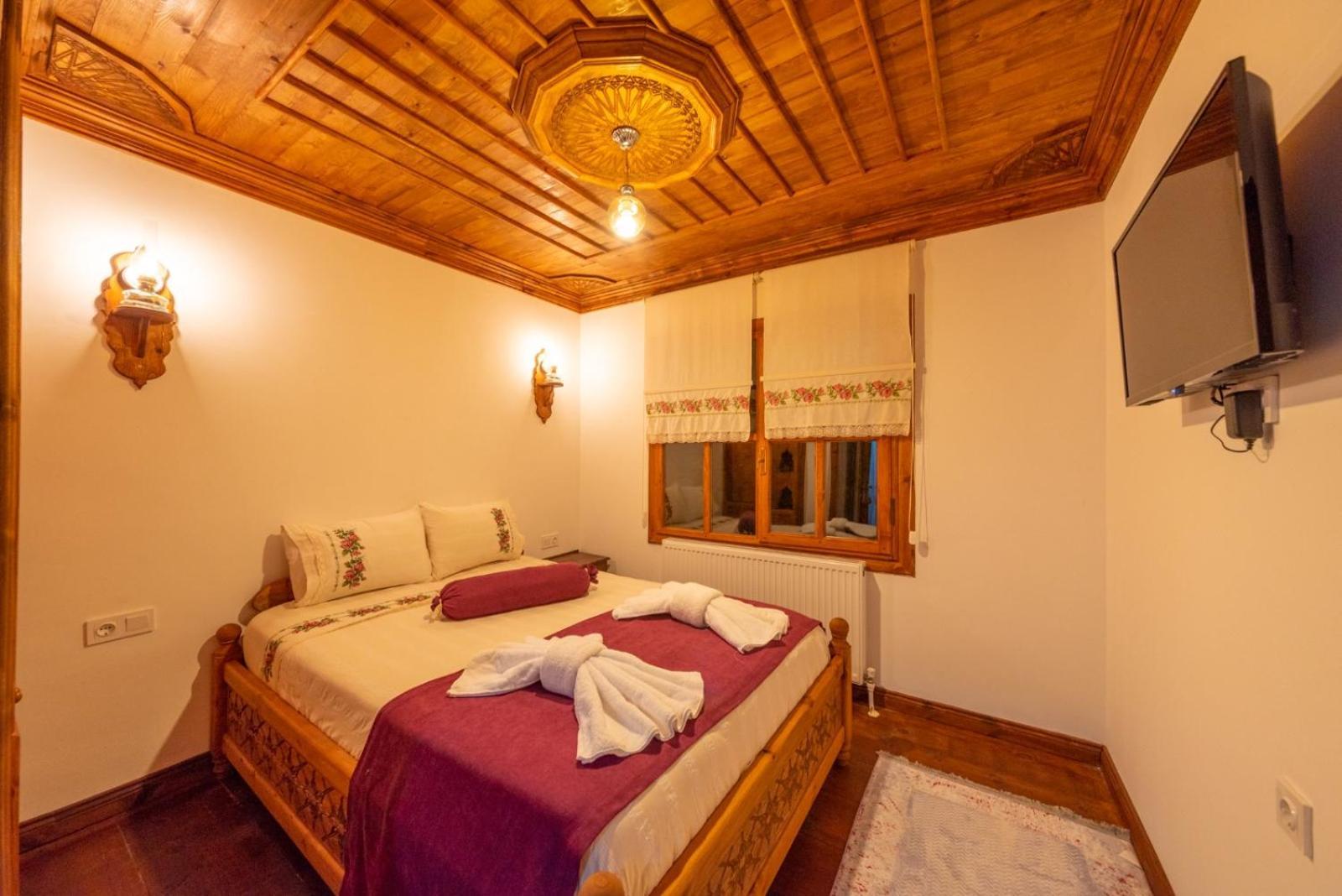 Gunes Konak Otel ซาฟรานโบลู ภายนอก รูปภาพ